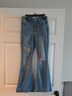 Hollister Light Blue Distressed Curvy High-rise Vintage Flare Jeans